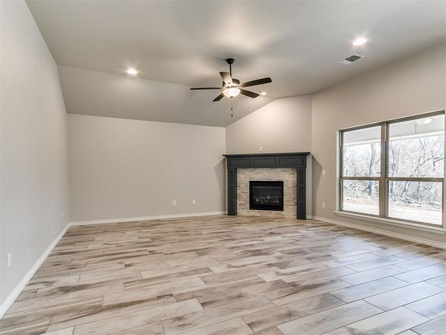 12200 Rockbed Drive, Yukon, OK 73099