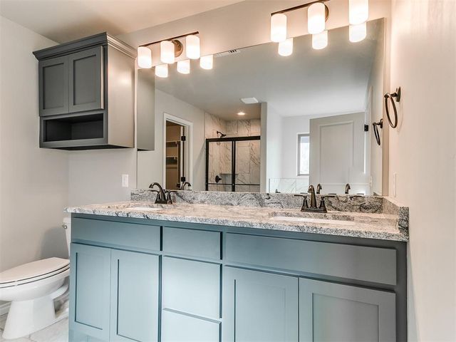 12200 Rockbed Drive, Yukon, OK 73099