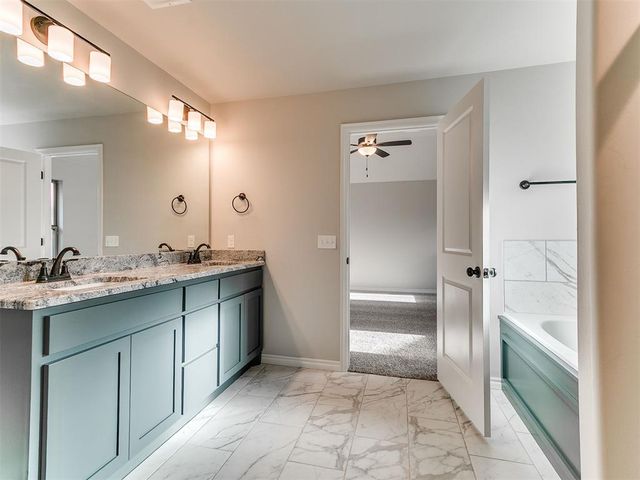 12200 Rockbed Drive, Yukon, OK 73099