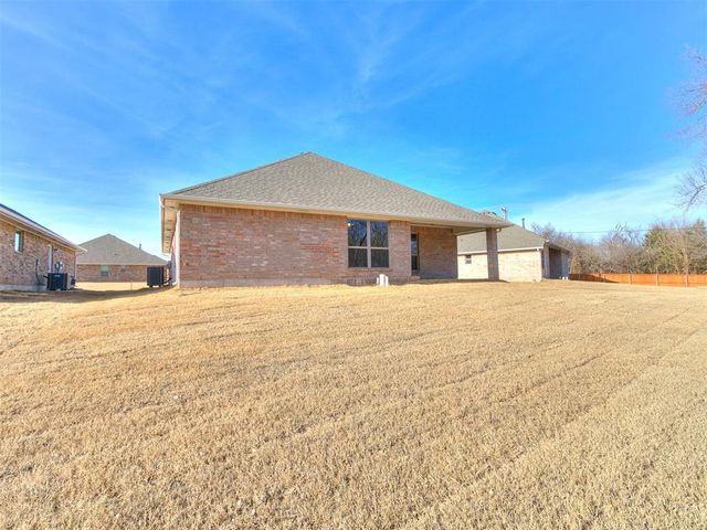 12200 Rockbed Drive, Yukon, OK 73099