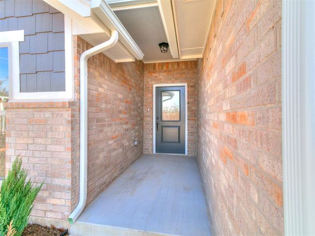 12200 Rockbed Drive, Yukon, OK 73099