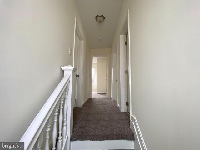 402 E KING ST, Seaford, DE 19973