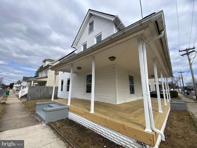 402 E KING ST, Seaford, DE 19973