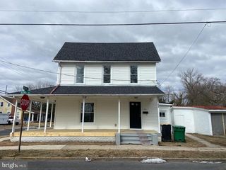 402 E KING ST, Seaford, DE 19973