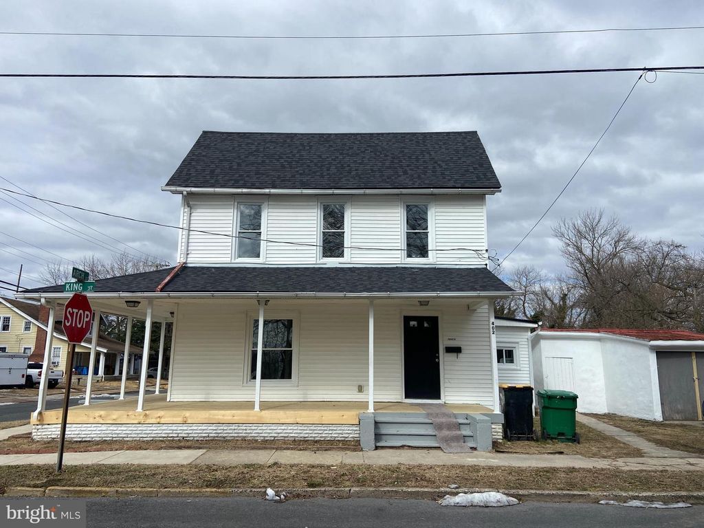 402 E KING ST, Seaford, DE 19973