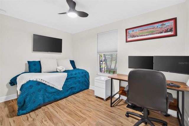 2710 16TH AVENUE N, St Petersburg, FL 33713