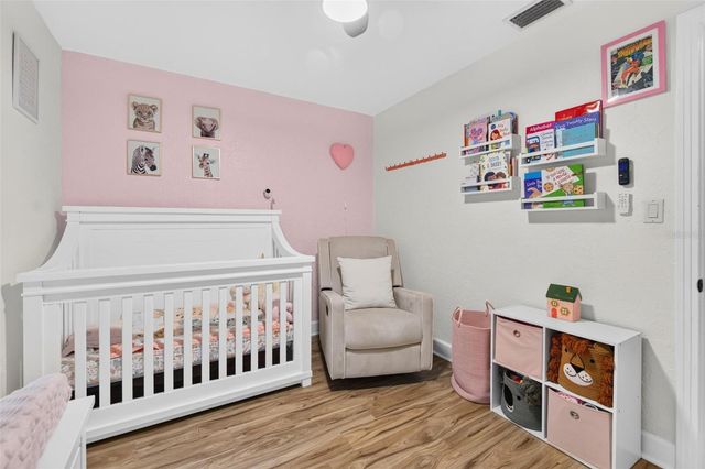 2710 16TH AVENUE N, St Petersburg, FL 33713