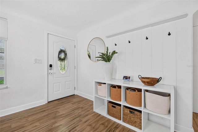 2710 16TH AVENUE N, St Petersburg, FL 33713