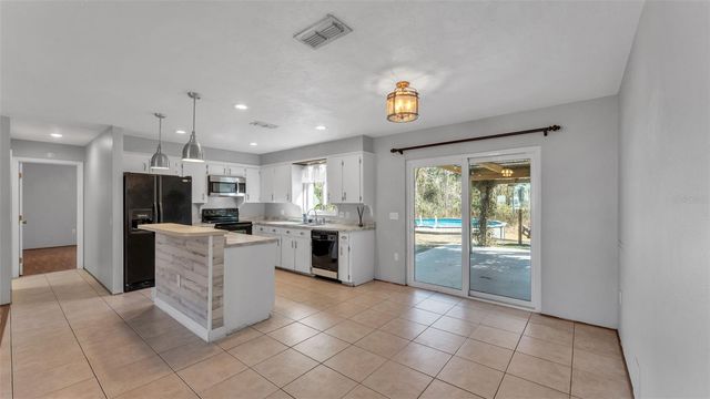 5254 PARKLAND COURT, Lakeland, FL 33811