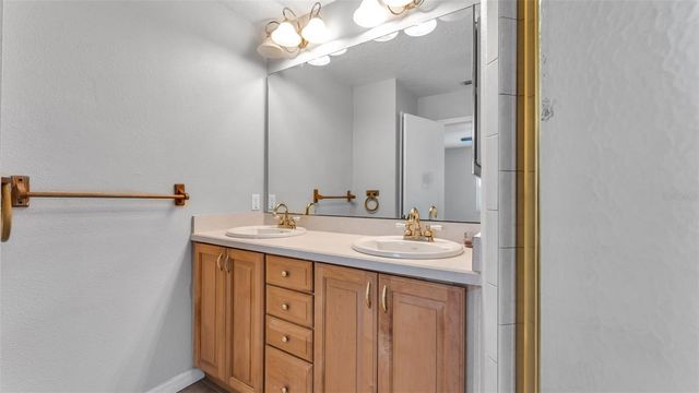 5254 PARKLAND COURT, Lakeland, FL 33811