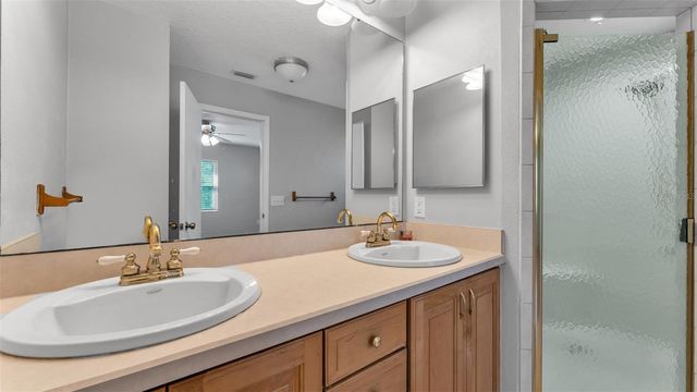 5254 PARKLAND COURT, Lakeland, FL 33811