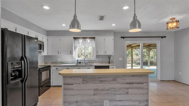 5254 PARKLAND COURT, Lakeland, FL 33811