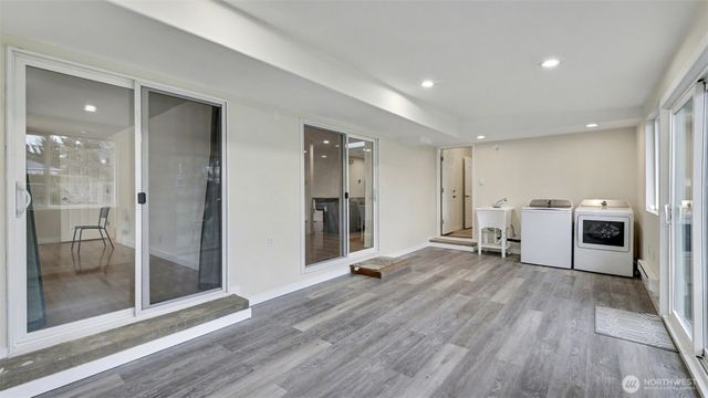 2200 NE 12th, Renton, WA 98056