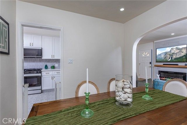 1902 N Pass Ave, Burbank, CA 91505