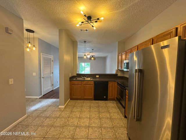 7806 MELVIN Road, Jacksonville, FL 32210