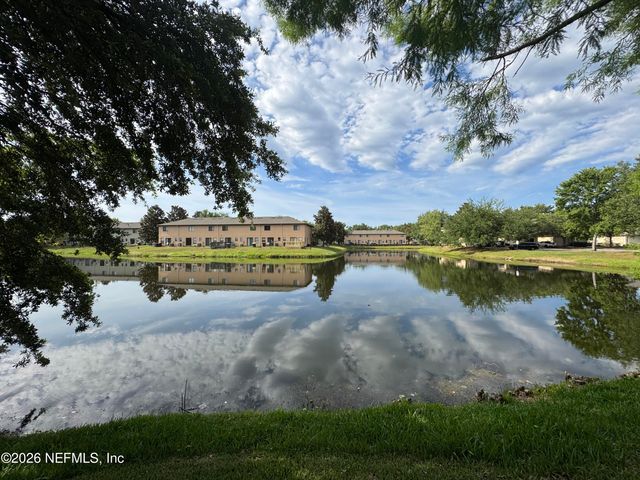 7806 MELVIN Road, Jacksonville, FL 32210