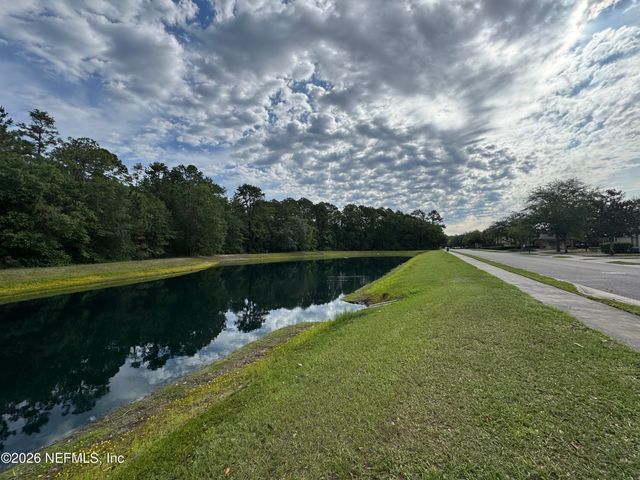 7806 MELVIN Road, Jacksonville, FL 32210