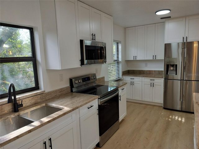 7709 DOWNING CIRCLE, Tampa, FL 33610