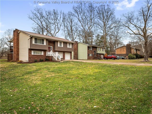 54 Dogwood Road, St Albans, WV 25177