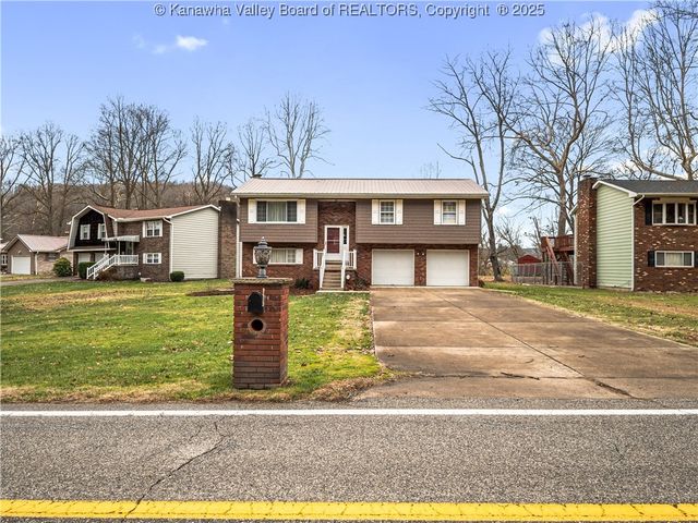 54 Dogwood Road, St Albans, WV 25177