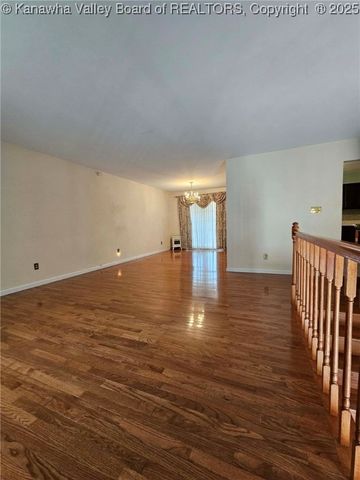 54 Dogwood Road, St Albans, WV 25177