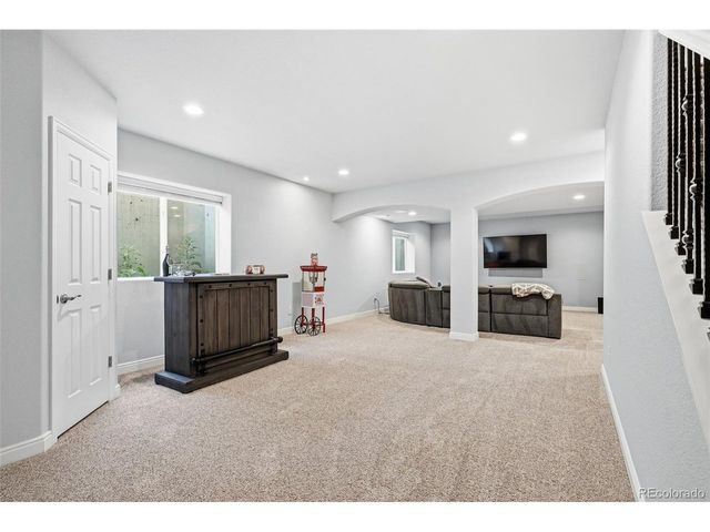 3385 Traver Dr, Broomfield, CO 80023