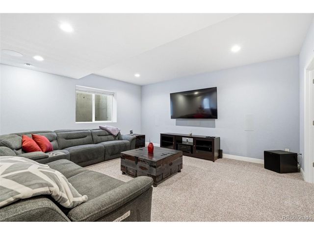 3385 Traver Dr, Broomfield, CO 80023