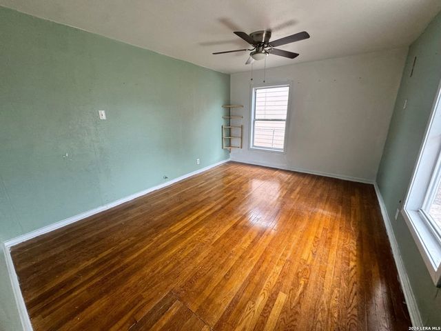 371 Charben, San Antonio, TX 78237