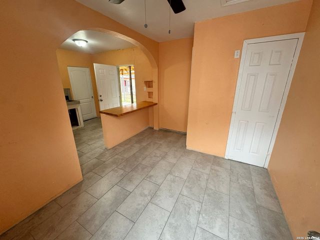 371 Charben, San Antonio, TX 78237