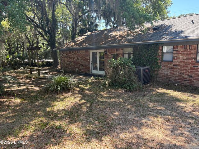 41 Shorts Landing Road, Beaufort, SC 29907