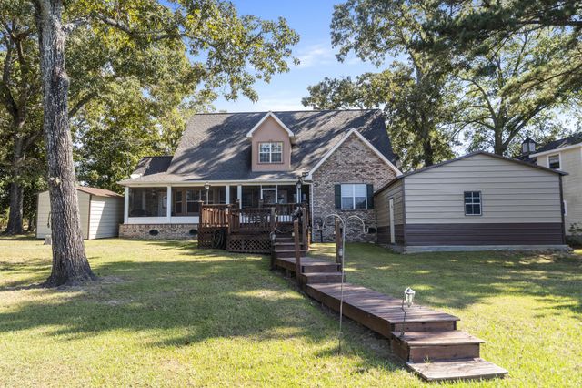 313 Rault Dr., Lumberton, MS 39455