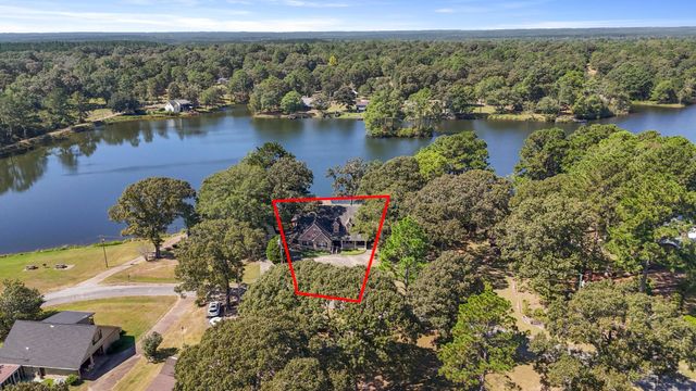 313 Rault Dr., Lumberton, MS 39455