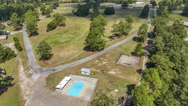 313 Rault Dr., Lumberton, MS 39455