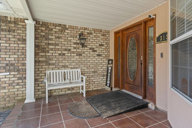 313 Rault Dr., Lumberton, MS 39455