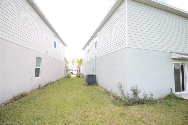 19619 Fairhill CT, Lehigh Acres, FL 33974