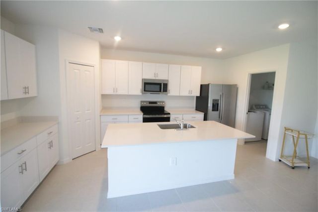 19619 Fairhill CT, Lehigh Acres, FL 33974