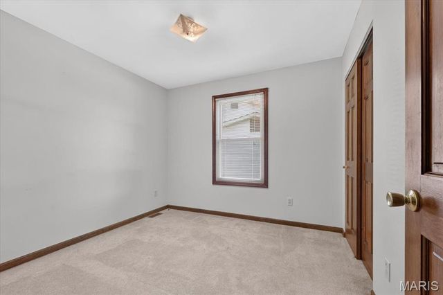 1160 Spencer Hill Drive, St Peters, MO 63376