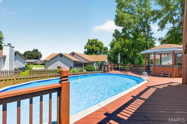 1160 Spencer Hill Drive, St Peters, MO 63376