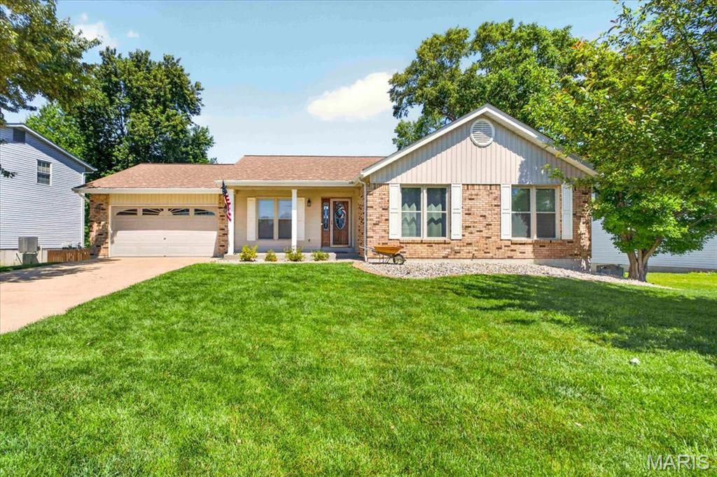 1160 Spencer Hill Drive, St Peters, MO 63376