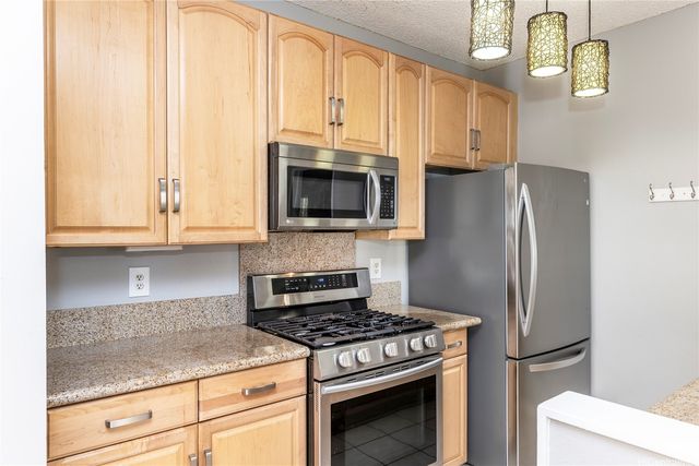 91-649 Puamaeole Street 31D, Ewa Beach, HI 96706