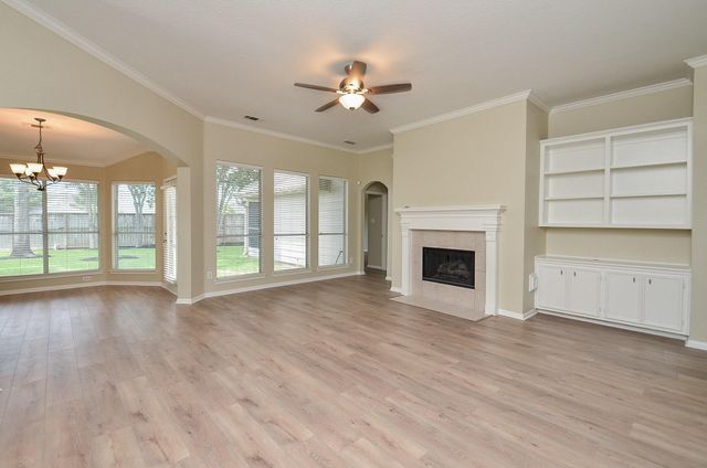 1430 Sunclair Park Lane, Sugar Land, TX 77479
