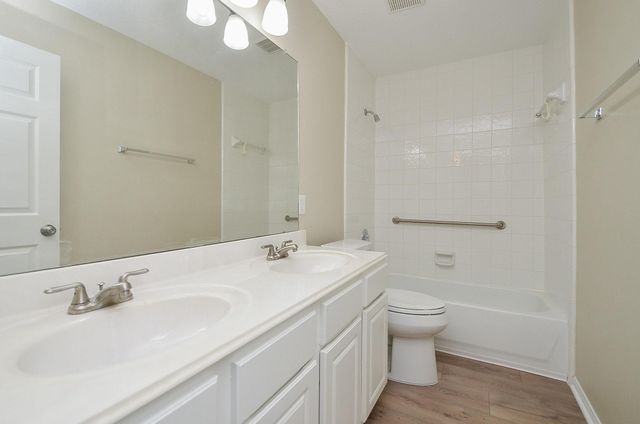 1430 Sunclair Park Lane, Sugar Land, TX 77479