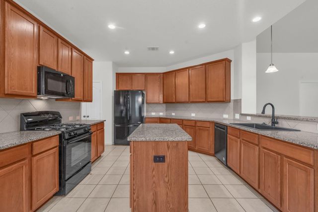 9978 Golden Field Lane, Brookshire, TX 77423