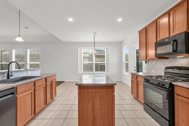9978 Golden Field Lane, Brookshire, TX 77423