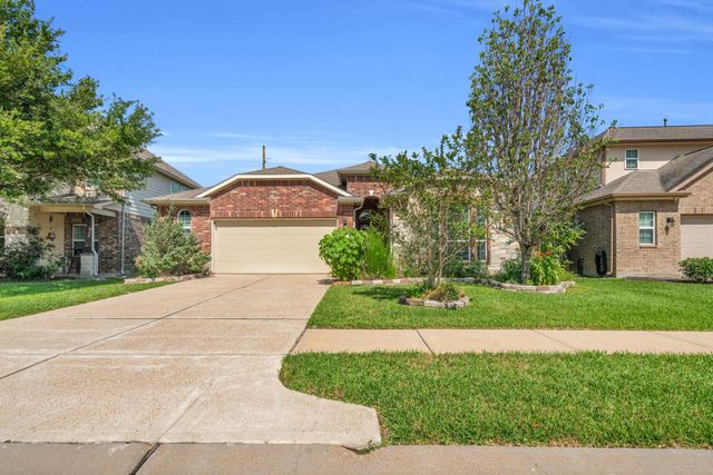 9978 Golden Field Lane, Brookshire, TX 77423