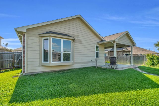 9978 Golden Field Lane, Brookshire, TX 77423
