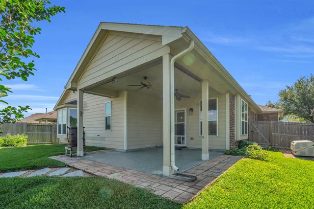 9978 Golden Field Lane, Brookshire, TX 77423