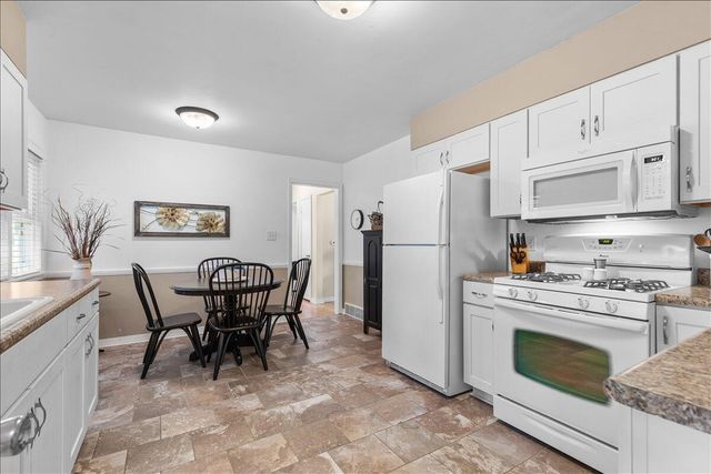 606 N Cedar STREET, Horicon, WI 53032