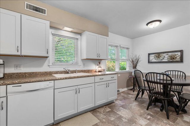 606 N Cedar STREET, Horicon, WI 53032