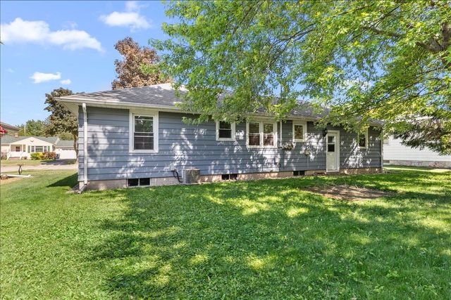 606 N Cedar STREET, Horicon, WI 53032